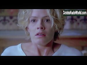Elisabeth Shue in Hollow Man (2000) 11