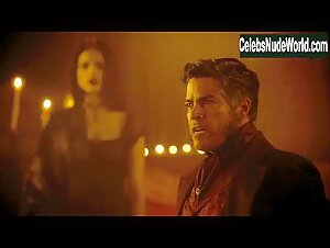 Eiza Gonzalez in From Dusk Till Dawn (series) (2014) 7