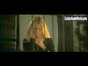 Gwyneth Paltrow in Two Lovers (2008) 15