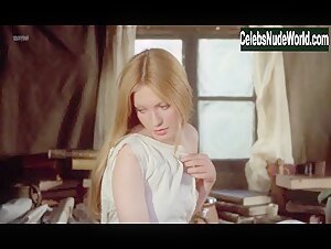 Gillian Hills in Demons of the Mind (1972) 3