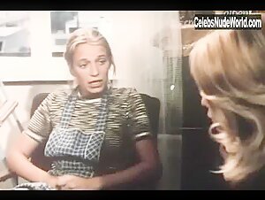 Gaby Frost in Hausfrauen-Report 2: Der neue Hausfrauen-Report (1971) 5