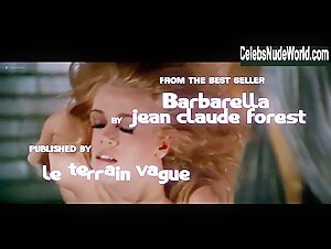 Jane Fonda in Barbarella (1968) 7