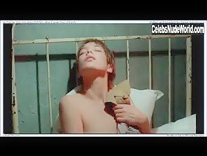 Jane Birkin boobs , Nipple in Je t'aime moi non plus (1976) 19