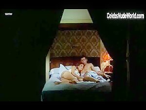 Jane Birkin nude , boobs scene in Slogan (1969) 6