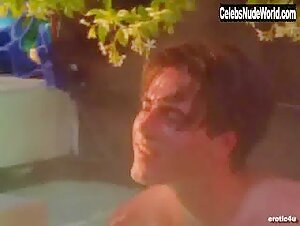Jacqueline Lovell Hot Tub , Sensual in Key to Sex (1998) 14