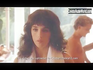 Isabelle Adjani Flashing , boobs in Mortelle randonnee (1983) 11