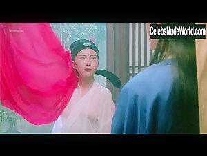 Isabella Chow in Yu pu tuan: Tou qing bao jian (1991) 10