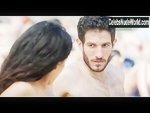 Inma Cuesta nude scene in Primos (2011) 10