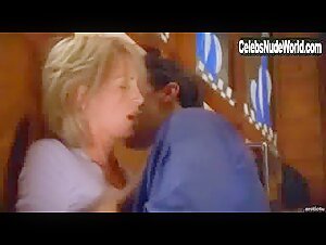 Jennifer Gayle Kisssing , Couple in Killer Sex (2001) 4