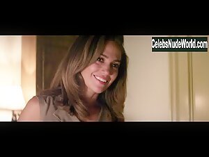 Jennifer Lopez in Parker (2013) 1