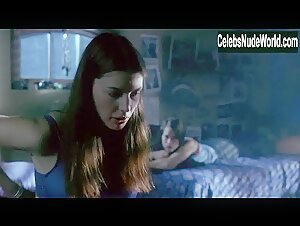 Jessica Pare in Lost and Delirious (2001) 15