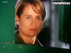Joanna Tristao in Presenca de Anita (series) (2001) 1