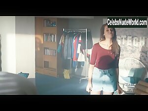 Josefine Voss Brunette , Gets Undressed in Zwei im falschen Film (2017) 12