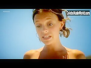 Josephine Bornebusch in Playa del Sol (series) (2007) 4