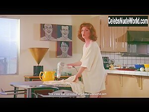 Julianne Moore in Short Cuts (1993) 7