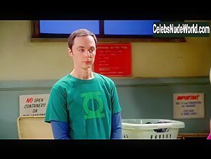 Kaley Cuoco in Big Bang Theory (series) (2007) 13