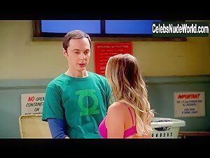 Kaley Cuoco in Big Bang Theory (series) (2007) 18