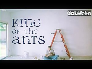 Kari Wuhrer Hot , Kissing in King of the Ants (2003) 1