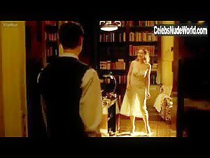 Kate Winslet in Reader (2008) scene 6