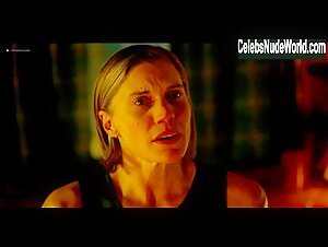 Katee Sackhoff in Another Life (series) (2019) 11