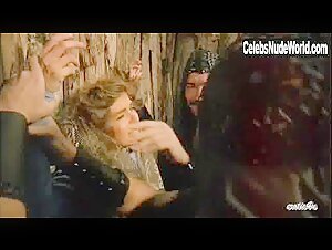 Katt Shea in Barbarian Queen (1985) 11