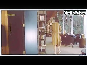 Kay Lenz Explicit , Gets Dressed scene in Breezy (1973) 19