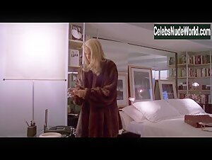 Kelly Lynch in Desperate Hours (1990) 12