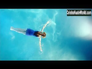 Kristen Bell Interracial , Pool in House of Lies (series) (2012) 1