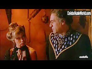 Lana Clarkson  in Barbarian Queen (1985) scene 1 16