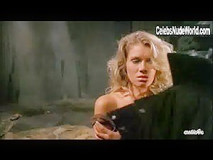 Lana Clarkson Costime , Blonde in Barbarian Queen (1985) 17