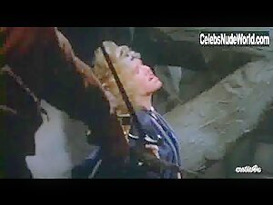 Lana Clarkson in Deathstalker (1983) 10