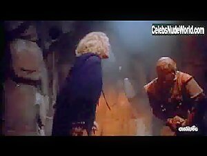 Lana Clarkson in Deathstalker (1983) 3