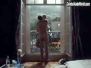 Lea Drucker Hot , Couple in La chambre bleue (2014) 19