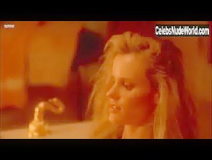 Lori Singer in Sunset Grill (1993) 14