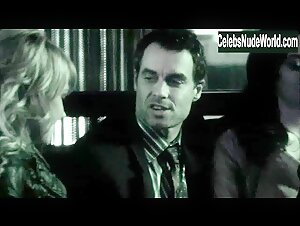 Madison McKinley in Damages S04E03 (series) (2007) 6