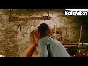 Maggie Gyllenhaal Kissing , boobs in SherryBaby (2006) 4
