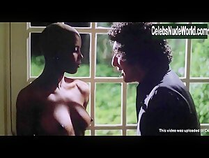 Marie Claude Joseph Interracial , boobs in La casa sperduta nel parco (1980) 17