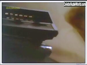 Mariel Hemsingway Blonde , boobs scene in Star 80 (1983) 3