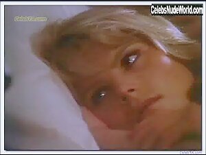 Mariel Hemsingway Blonde , boobs scene in Star 80 (1983) 6