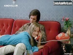 Marlene Appelt Blonde , Vintage in Das Madchen mit der heisen Masche (1972) 8