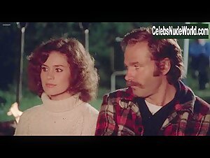 Monica Zanchi Kissing , Vintage in Autostop rosso sangue (1977) 5