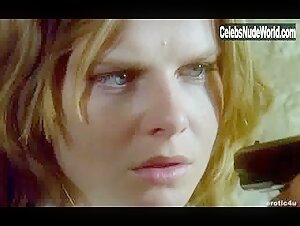 Monica Zanchi Blonde , Cleavage in Suor Emanuelle (1977) 3