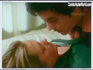 Melanie Griffith Couple , Kissing in Joyride (1977) 6