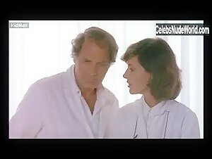 Mia Nygren Butt , Massage scene in Emmanuelle 4 (1984) 4