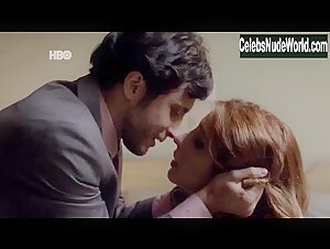 Michelle Batista Kissing , Hot in O Negocio (series) (2013) 4