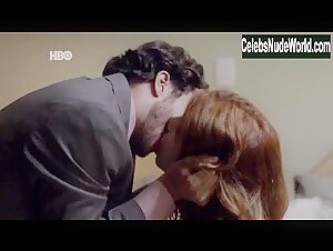 Michelle Batista Kissing , Hot in O Negocio (series) (2013) 5