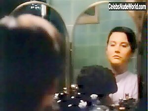 Missy O'Shea boobs , Mirror in New York Nights (1984) 4