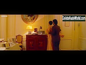 Natalie Portman in Hotel Chevalier (2007) 15