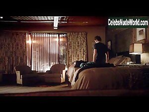 Nina Dobrev Kissing , Couple in Vampire Diaries (series) (2009) 2