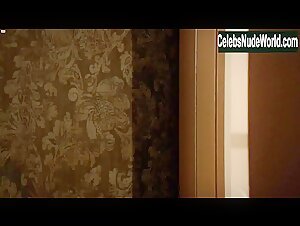 Nina Dobrev Kissing , Couple in Vampire Diaries (series) (2009) 4